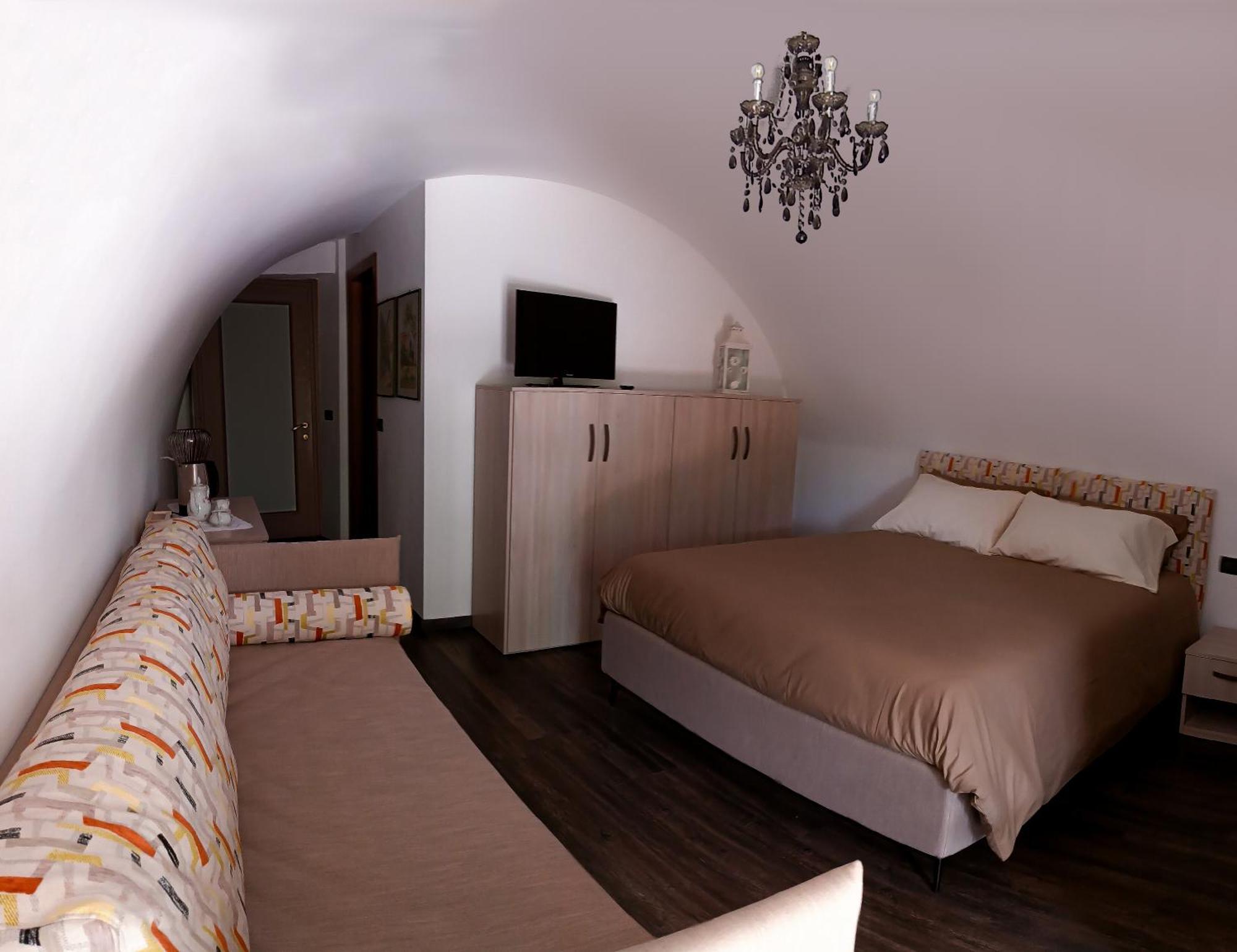 La Casa Sulla Roccia Otel Pisogne Dış mekan fotoğraf